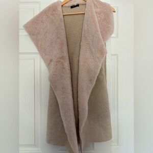 Beige vest